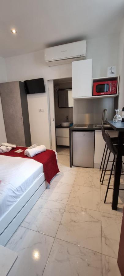 4 Dans Le Meme Immeuble Appartement